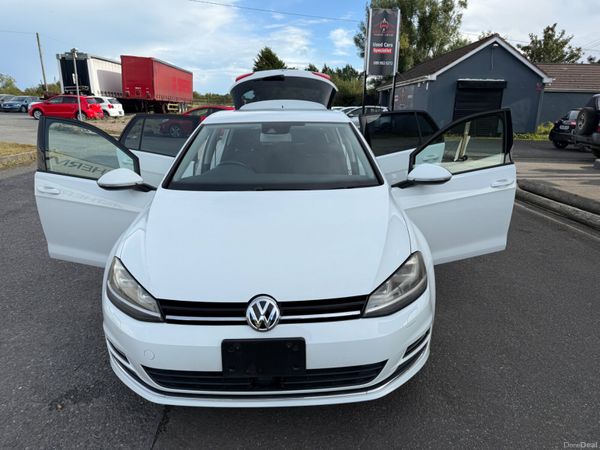 Volkswagen Golf 2015 1.2 PETROL AUTOMATIC 368102249