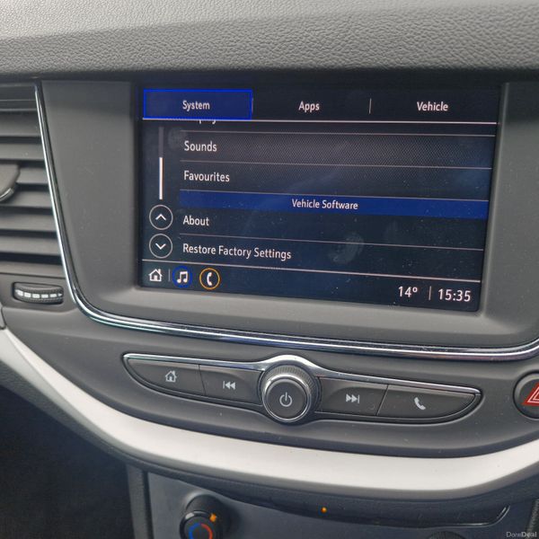 Opel/Vauxhall Astra 2020 368215821