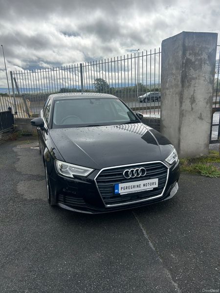 Audi A3 SportsBack Digital meter Low Millage 368315374