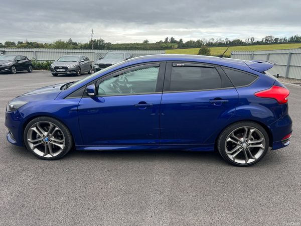 2015 (152) Ford Focus ST-3 2.0 TDCI -Heated Leathe 368552157