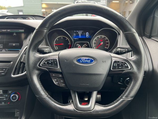 2015 (152) Ford Focus ST-3 2.0 TDCI -Heated Leathe 368552171