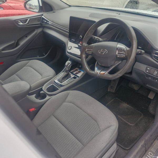 222 HYUNDAI IONIQ PREMIUM 1.6 Hybrid 368612111