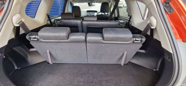 Toyota Prius Alpha Half leather AA Approved 368780160