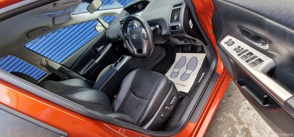 Toyota Prius Alpha Half leather AA Approved 368780164