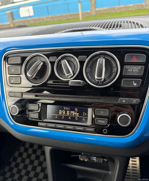 2014 Vw Up 1.0 Petrol Automatic 368726523