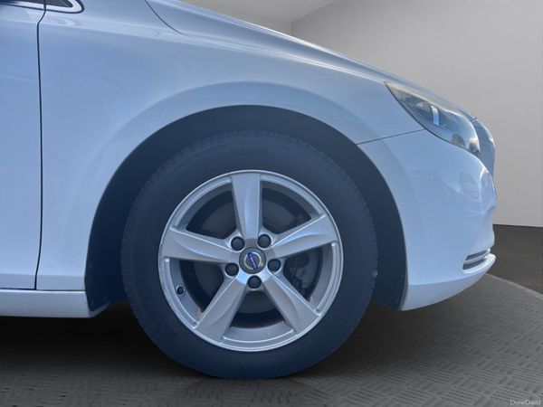 2015 VOLVO V40 (S30) 368848123