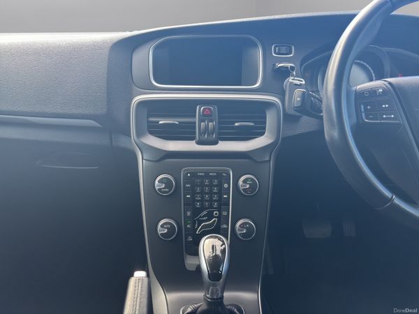 2015 VOLVO V40 (S30) 368848127