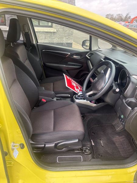 Honda Fit 2015 368848414