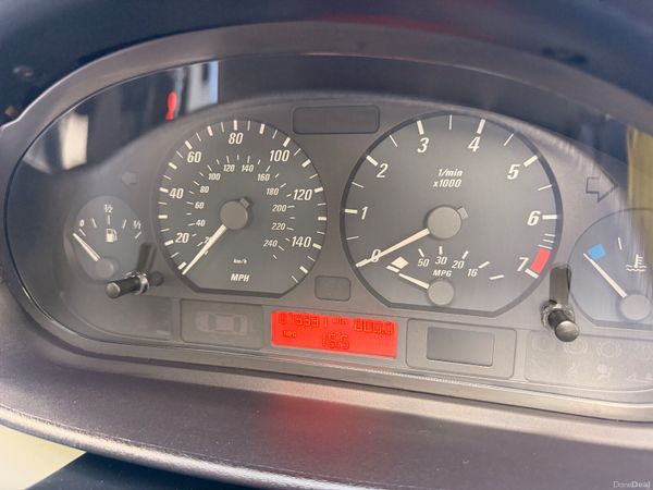 BMW 3-Series 2004 318CI 369016665