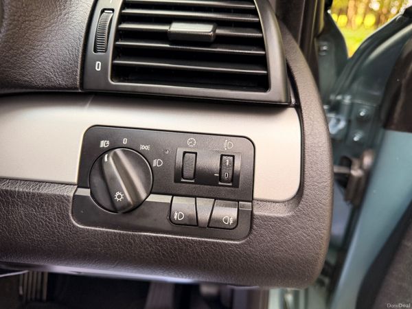 BMW 3-Series 2004 318CI 369016668