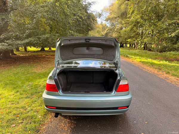 BMW 3-Series 2004 318CI 369016673