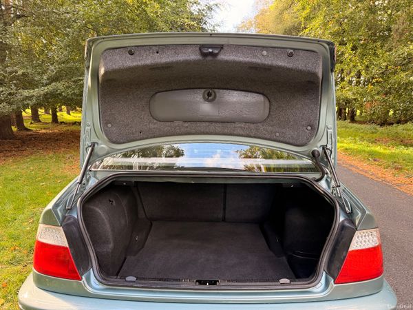 BMW 3-Series 2004 318CI 369016675