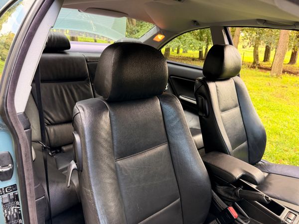 BMW 3-Series 2004 318CI 369016688