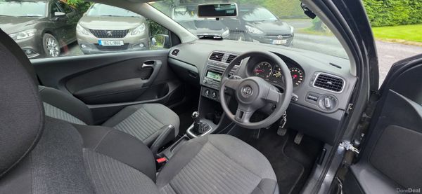 Volkswagen Polo 2014 369283960