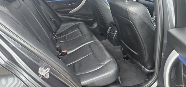 BMW 3-Series 2017 (M SPORT) 369479087