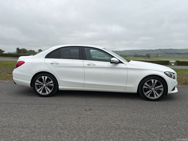 Mercedes-Benz C-Class 2017 369554958