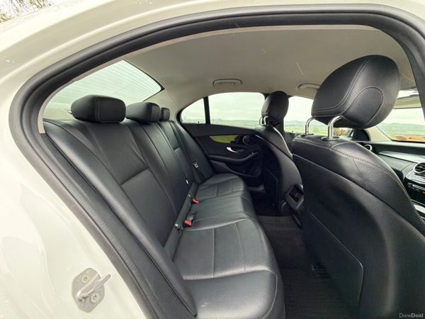 Mercedes-Benz C-Class 2017 369555135