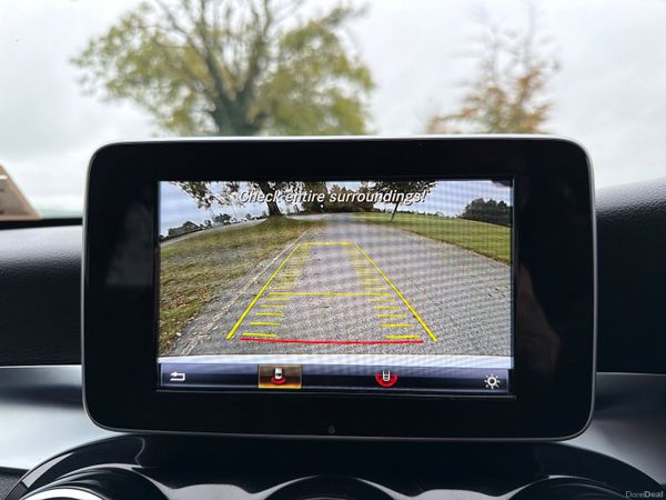 Mercedes-Benz C-Class 2017 369555280