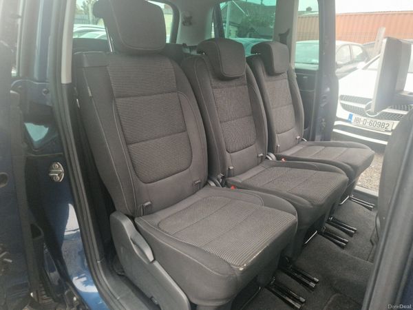 Volkswagen Sharan |Auto| Rear seat entertainment 369589245