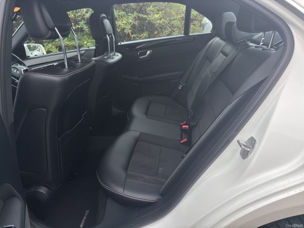 2015 Mercedes-Benz E-Class (S115) 369651435