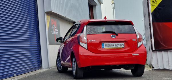 Toyota Aqua Automatic 369621441