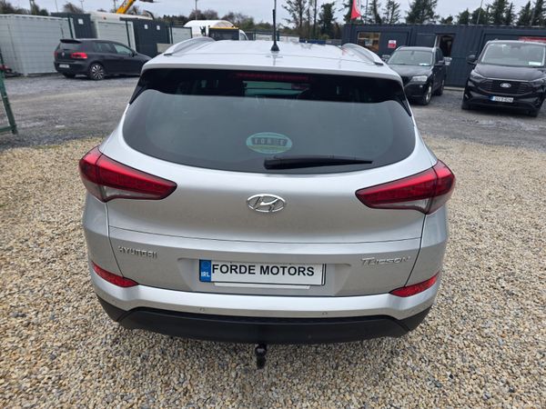 Hyundai Tucson 2017 369854343