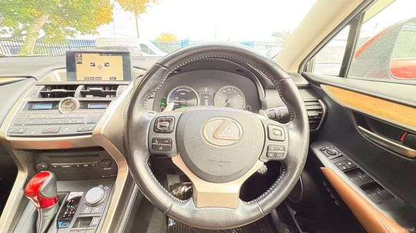 Lexus  NX300H 2.5 HYBRID 2016 369859502