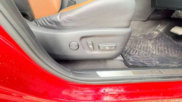 Lexus  NX300H 2.5 HYBRID 2016 369859506