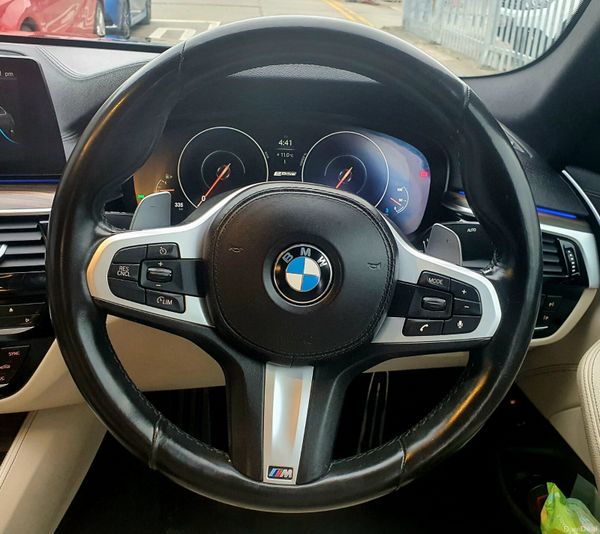 2018 BMW 5-Series | 530e M Sport Auto 369866677