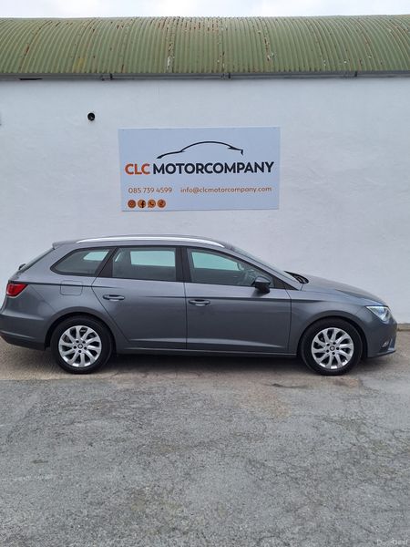SEAT Leon 2015 369880402