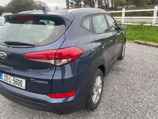 Hyundai Tucson 2017 369897023