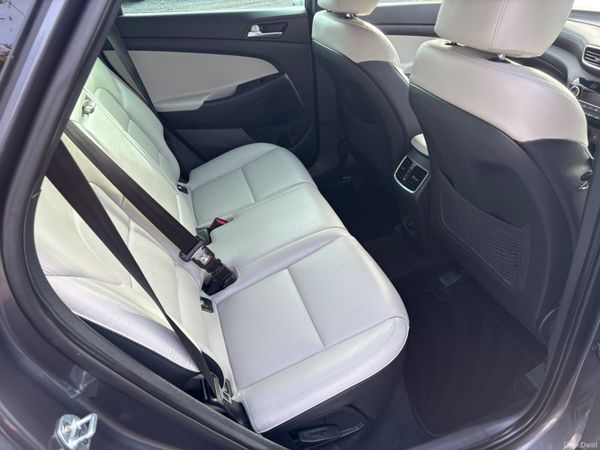 Hyundai Tucson 369810056