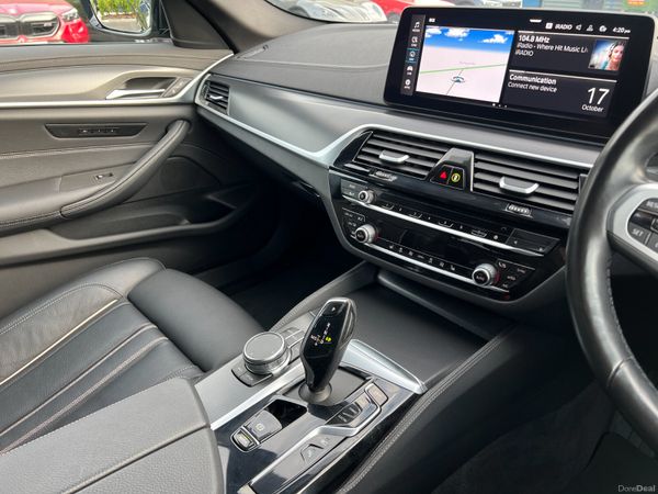 2022 (222) BMW 530E M Sport 2.0 Auto PHEV- Estate 370048057