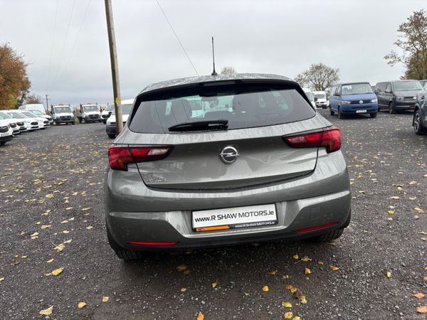 Opel Astra 370069675