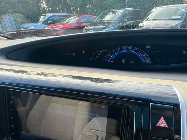 2013 Toyota Estima Revese Camera 370080917