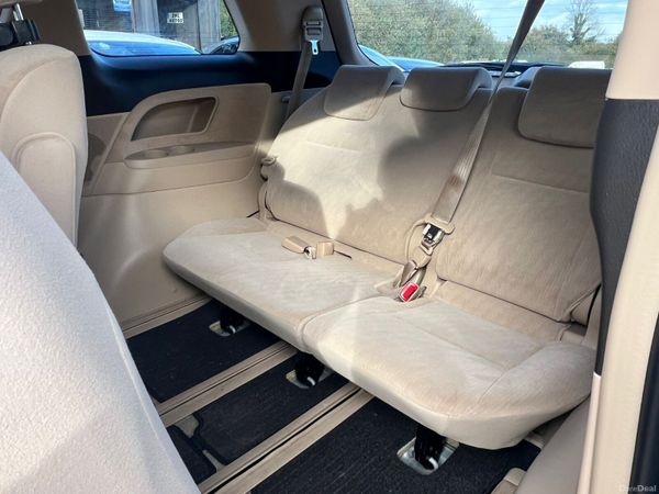 2013 Toyota Estima Revese Camera 370080923