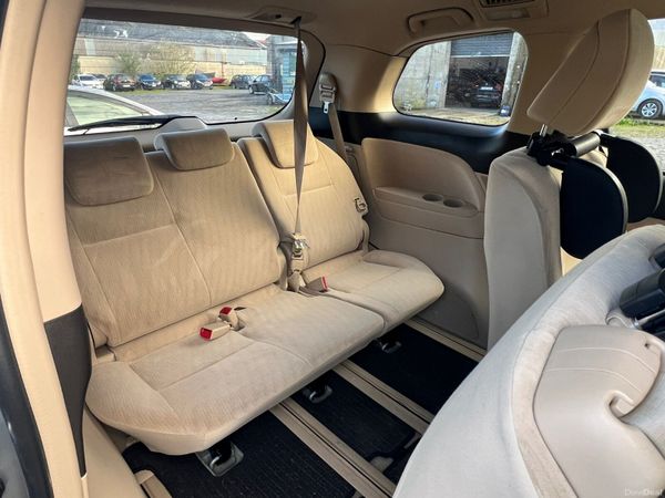 2013 Toyota Estima Revese Camera 370080925