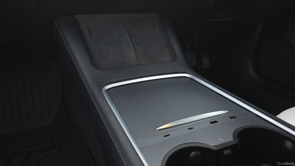 // Deposit Taken // 370196929