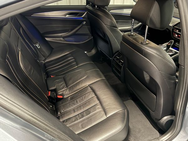 2018 BMW 520D M-Sport 370120607