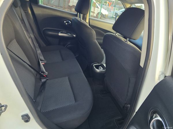 Nissan Juke 2015 370241438