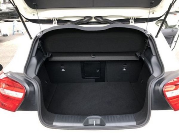 🔹Mercedes-Benz A-Class Night Package🔹 370279689