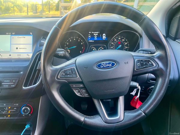 Ford Focus 2017 370281067