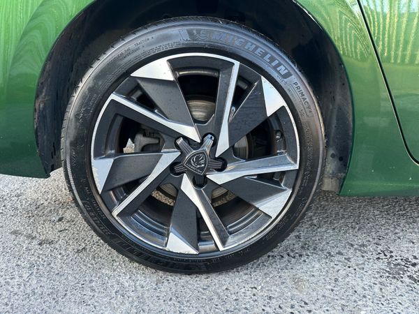 Peugeot 308 1.5BlueHDI ALLURE AUTO NCT TAX 370417293