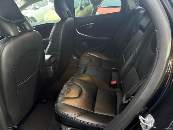 2014 Volvo V40 T4 Automatic Leather Spec 370672416