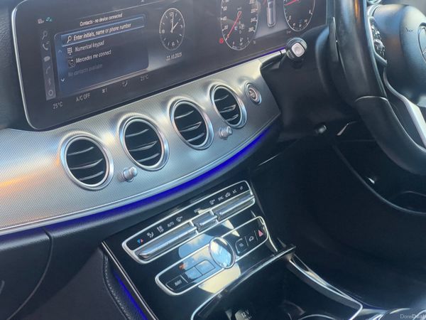 Mercedes-Benz E-Class 2019 370699673