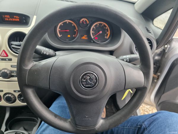 Vauxhall Corsa 2010 370744428