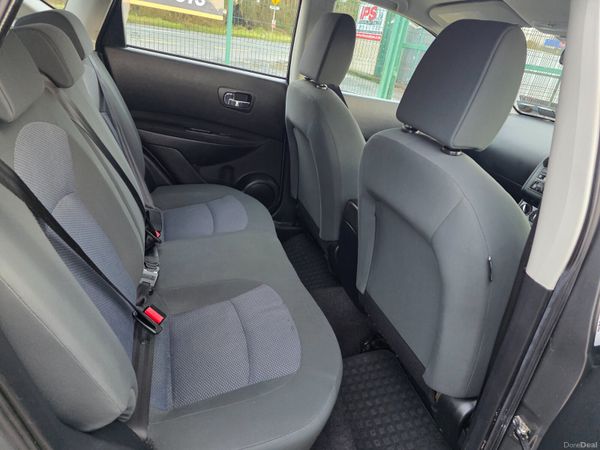 Nissan Qashqai 2011 370745474