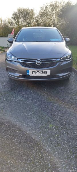 Opel Astra 2017 371006316