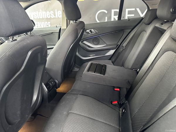 Bmw 1series 118d 371178233