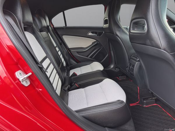 2015 MERC A-CLASS (S128) 371196479